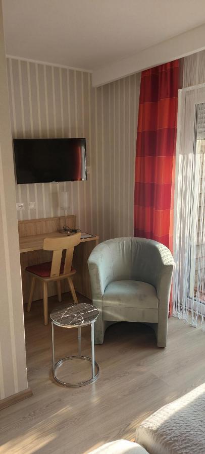 Hotel Wurster Kroog Бремерхафен Экстерьер фото