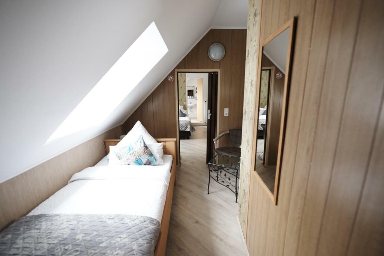 Hotel Wurster Kroog Бремерхафен Экстерьер фото